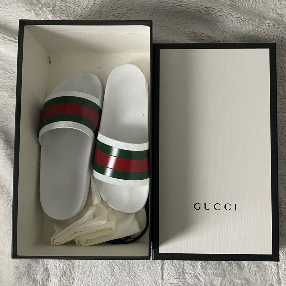 Authentic Gucci Slides Men’s size 9